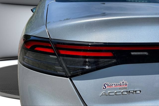 Used 2025 Honda Accord SE image 25