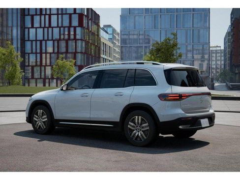 Certified 2024 Mercedes-Benz EQB 250+ image 41