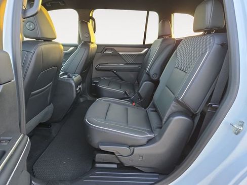 New 2026 GMC Acadia Denali w/ Super Cruise Package image 10