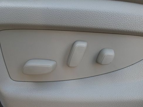 Used 2019 GMC Yukon XL Denali w/ Open Road Package image 30