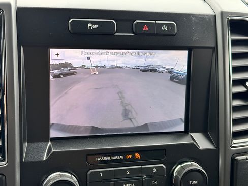 Used 2019 Ford F150 XLT AWD/4WD image 15