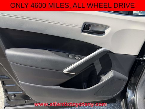 Used 2026 Toyota Corolla Cross L AWD/4WD image 20