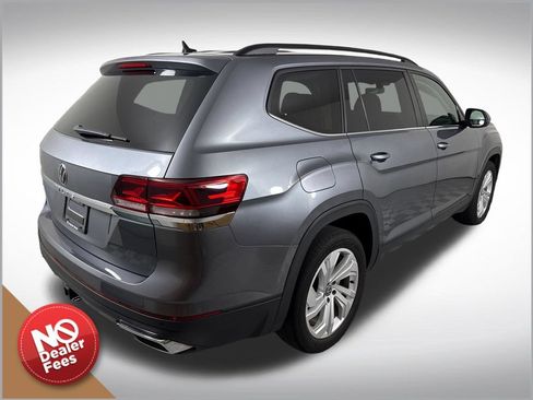 Used 2023 Volkswagen Atlas SE FWD image 3
