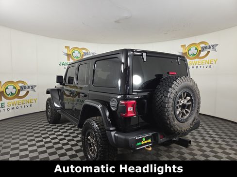 Used 2022 Jeep Wrangler Unlimited Rubicon w/ Trailer Tow Package AWD/4WD image 7