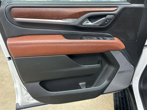 Used 2024 GMC Yukon Denali Ultimate image 13