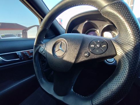 Used 2010 Mercedes-Benz C 63 AMG Sedan image 19