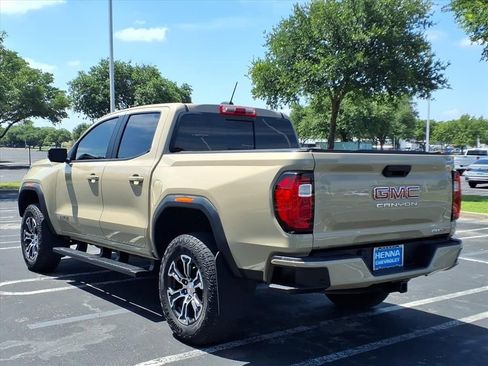 Used 2023 GMC Canyon AT4 w/ AT4 Premium Package AWD/4WD image 8