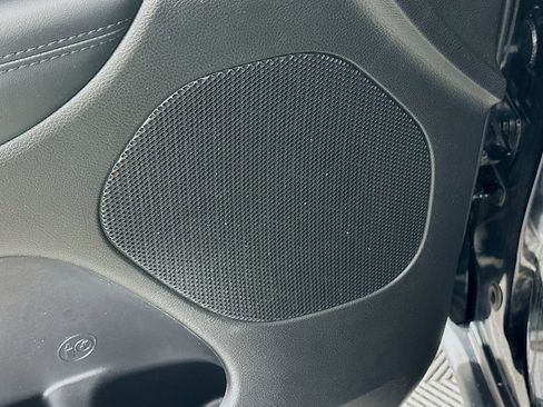 Certified 2021 Jeep Grand Cherokee Laredo w/ Security & Convenience Group image 26