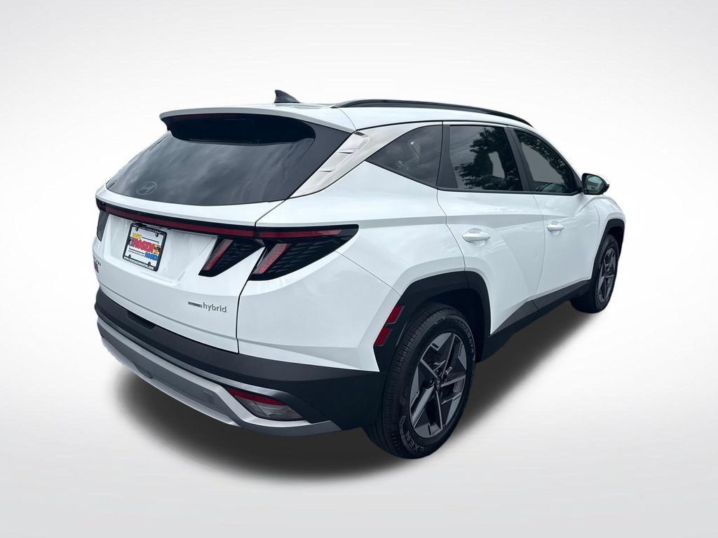 Certified 2025 Hyundai Tucson SEL AWD/4WD image 5