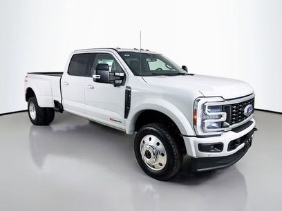 New 2025 Ford F450 Platinum w/ FX4 Off-Road Package