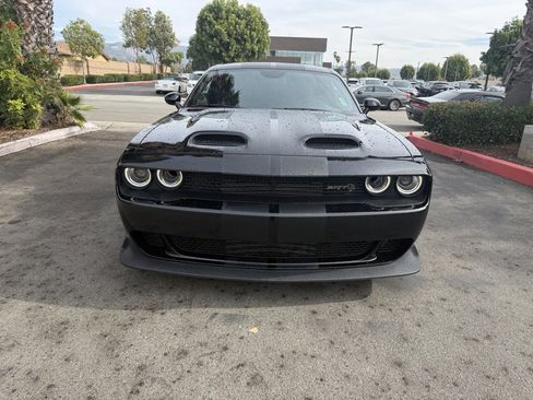 Used 2022 Dodge Challenger SRT Hellcat image 2