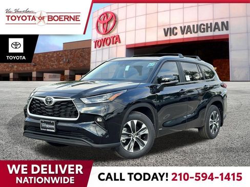 New 2026 Toyota Highlander XLE AWD/4WD image 1