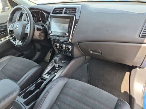 Used 2024 Mitsubishi Outlander Sport SE AWD/4WD image 27