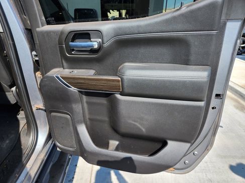 Used 2020 Chevrolet Silverado 1500 LT Trail Boss image 14