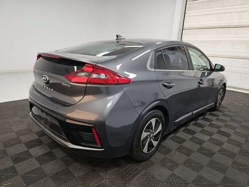 Used 2019 Hyundai Ioniq SEL FWD image 2