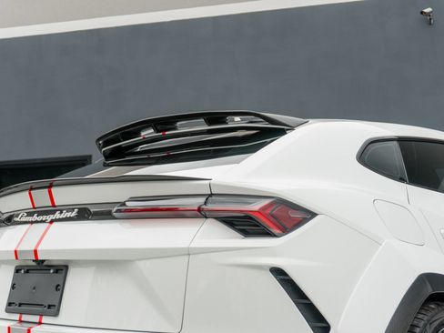 Used 2021 Lamborghini Urus AWD/4WD image 41