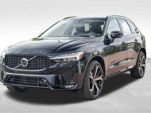 Used 2024 Volvo XC60 B5 Ultimate w/ Protection Package Premier AWD/4WD image 7