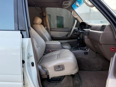 Used 1997 Toyota Land Cruiser Sport Utility 4D image 21
