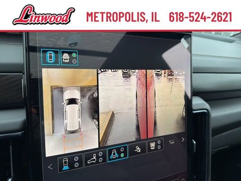 New 2026 GMC Yukon AT4 w/ AT4 Premium Plus Package image 40