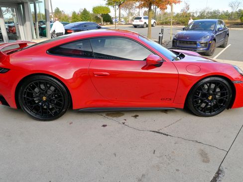 Used 2022 Porsche 911 Carrera GTS image 4
