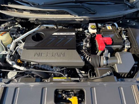 Used 2025 Nissan Rogue SL w/ Tech Package FWD image 44