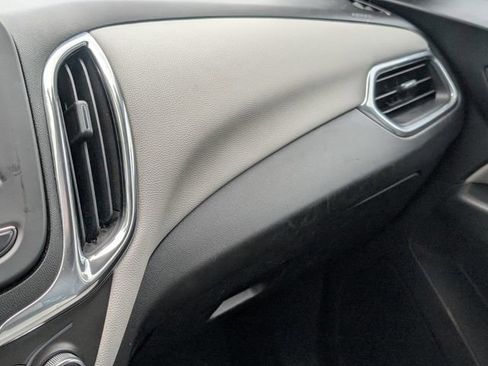 Used 2018 Chevrolet Equinox LS image 25