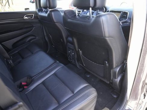 Used 2014 Jeep Grand Cherokee Limited image 14