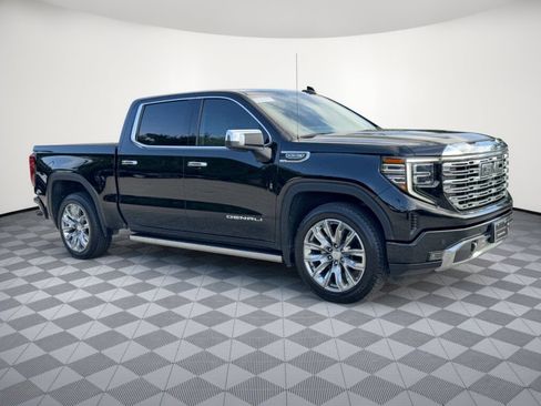 Used 2023 GMC Sierra 1500 Denali w/ Denali Reserve Package RWD image 7