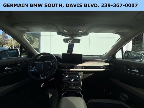 Used 2023 Lincoln Nautilus Reserve w/ Equipment Group 201A image 22