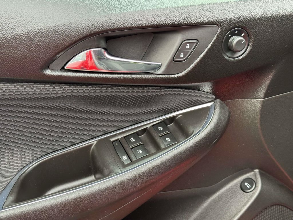 Used 2018 Chevrolet Cruze LT w/ LT Fleet Convenience Package FWD image 18