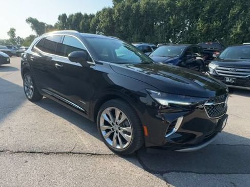 Used 2023 Buick Envision Avenir FWD image 2