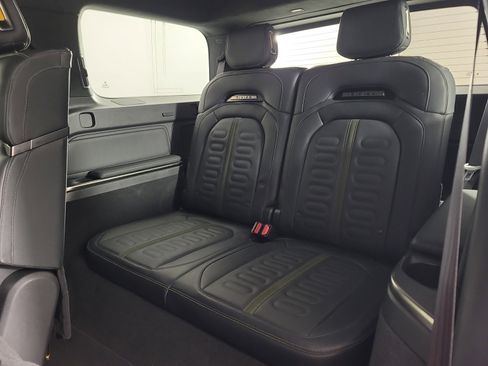 Used 2024 Rivian R1S Adventure AWD/4WD image 22