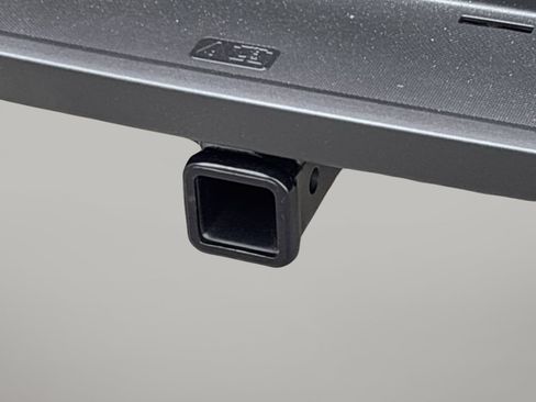 Used 2025 Ford F150 Lariat w/ Equipment Group 502A High image 10