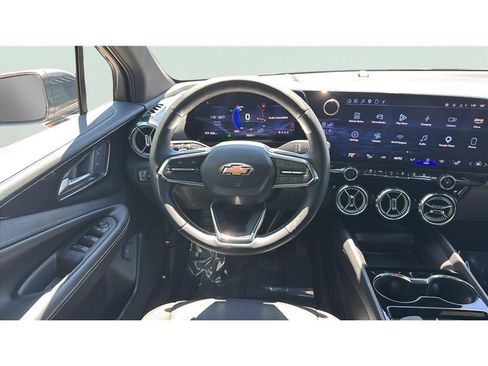 Used 2024 Chevrolet Blazer EV LT AWD/4WD image 22