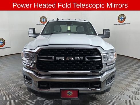 Used 2024 RAM 3500 Big Horn AWD/4WD image 14