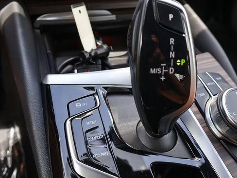 Used 2023 BMW 530i w/ Convenience Package RWD image 51