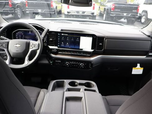 New 2026 Chevrolet Silverado 1500 LT AWD/4WD image 15