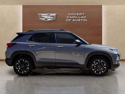 Used 2021 Chevrolet TrailBlazer LT w/ Convenience Package image 5