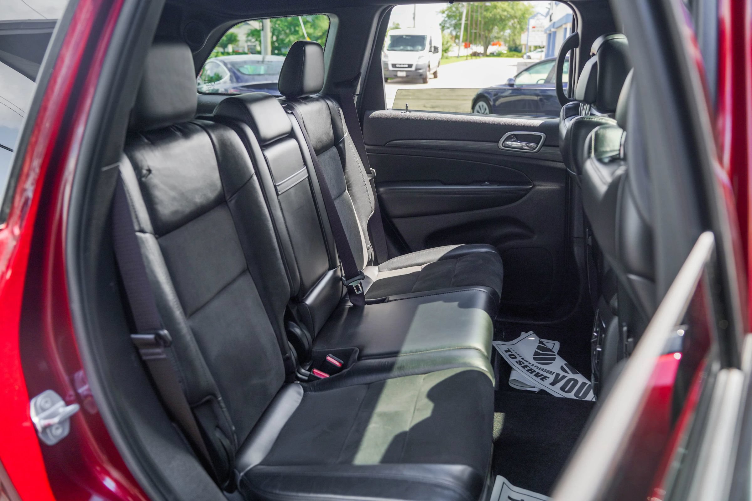 Used 2020 Jeep Grand Cherokee Altitude AWD/4WD image 31