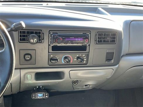 Used 2004 Ford F350 XLT image 15