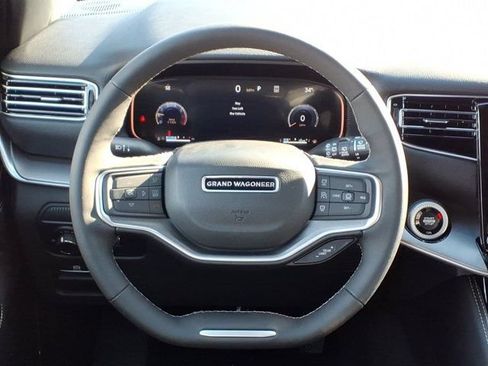 New 2026 Jeep Grand Wagoneer 4WD image 10