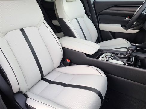 New 2026 MAZDA CX-50 AWD 2.5 S w/ Weather Package image 16