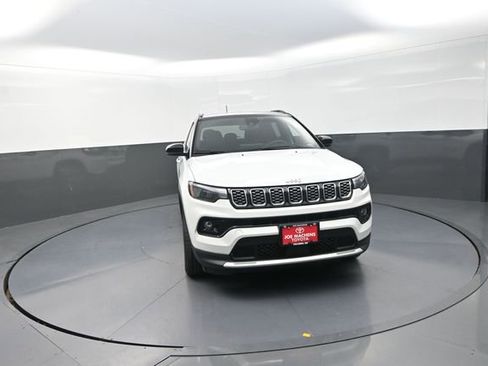 Used 2024 Jeep Compass Limited AWD/4WD image 32