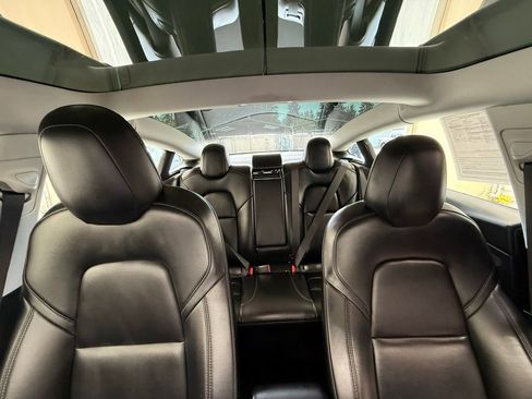 Used 2019 Tesla Model 3 Long Range RWD image 27