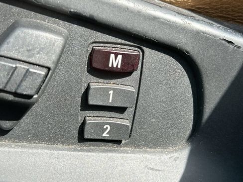 Used 2010 BMW 528i Sedan RWD image 13