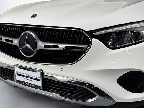 Certified 2026 Mercedes-Benz GLC 300 image 12