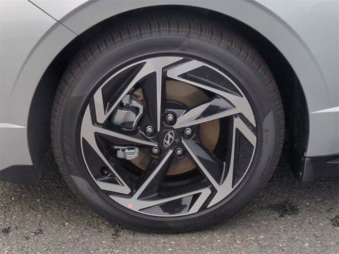 New 2026 Hyundai Sonata SEL image 9