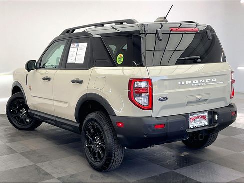 Used 2025 Ford Bronco Sport Badlands AWD/4WD image 10