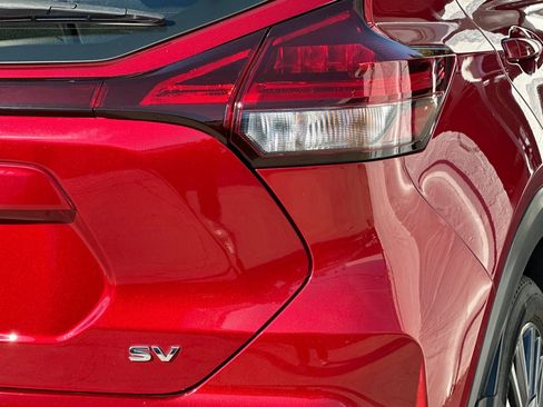 Used 2023 Nissan Kicks SV image 27