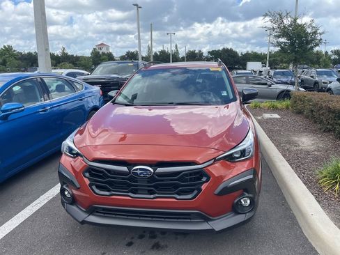 Used 2025 Subaru Crosstrek 2.5i Limited w/ Popular Package #3A AWD/4WD image 2